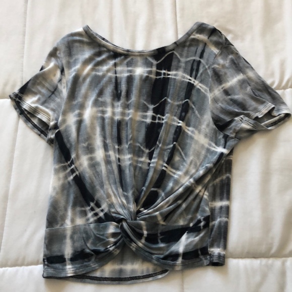 Tops - Patterned Tee With Tie